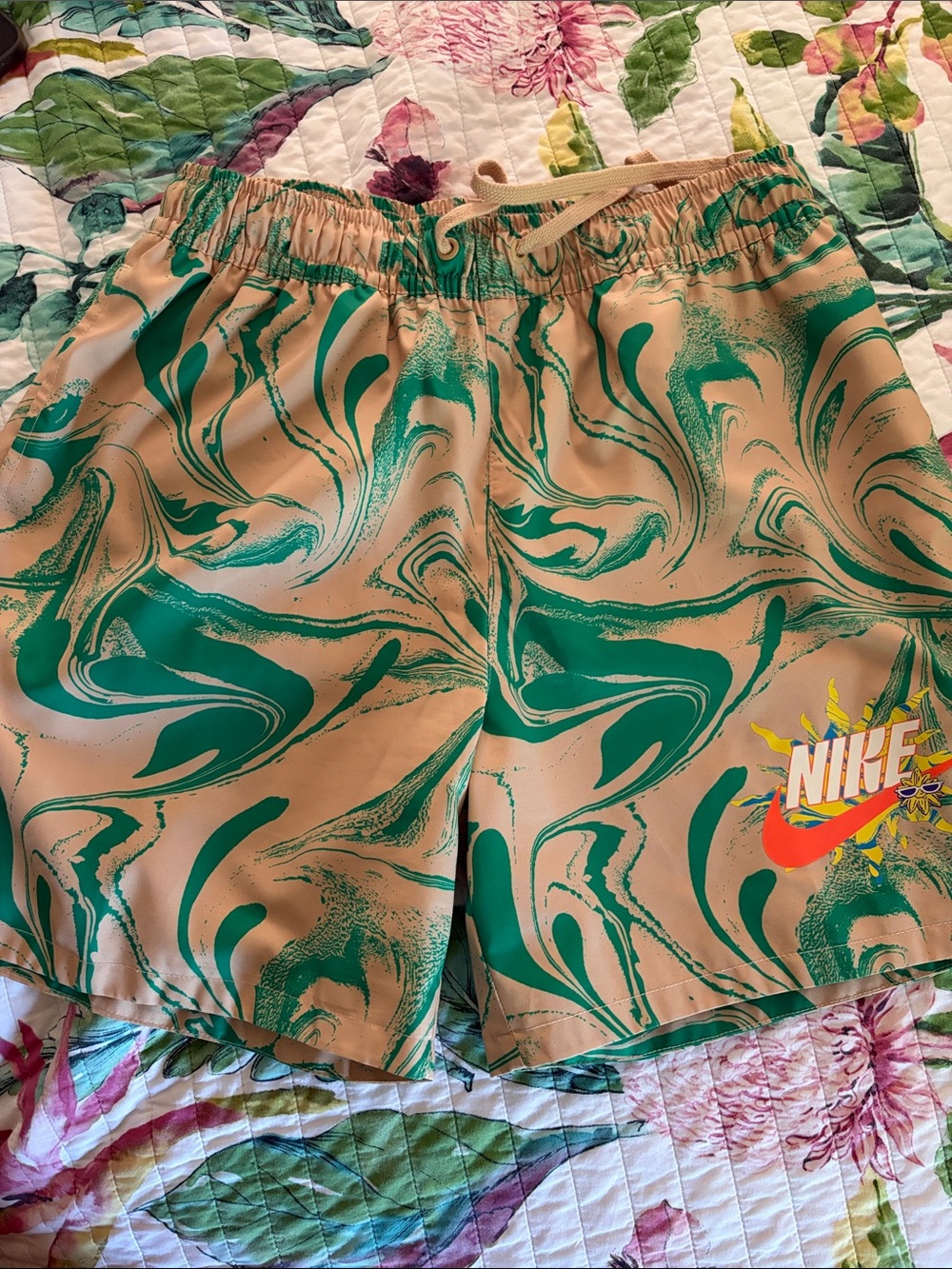 Nike Men’s Tan & Green Swirl Print Athletic Shorts
